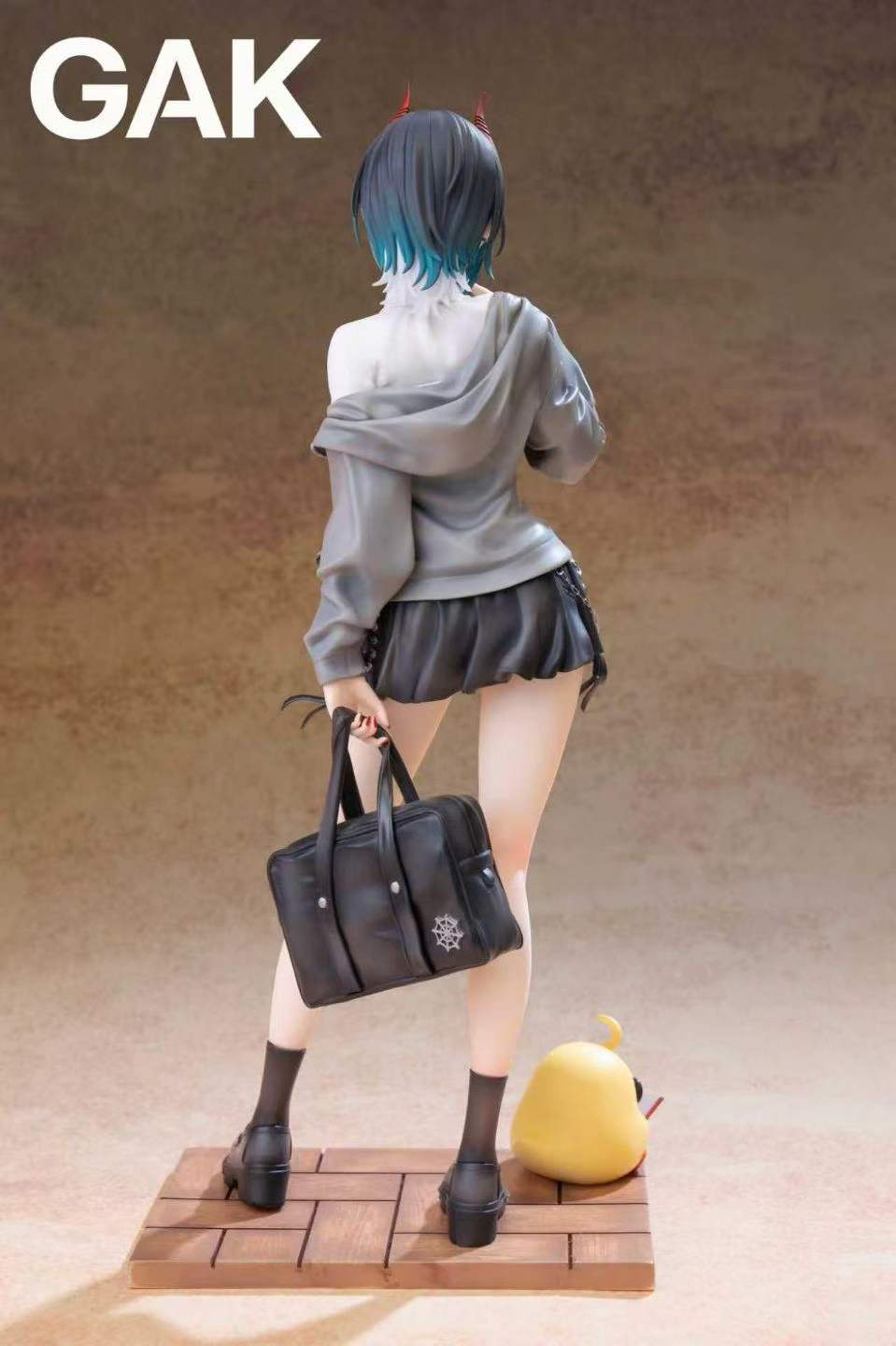 `1/7 Scale Azur Lane Ulrich von Hutten Figure`