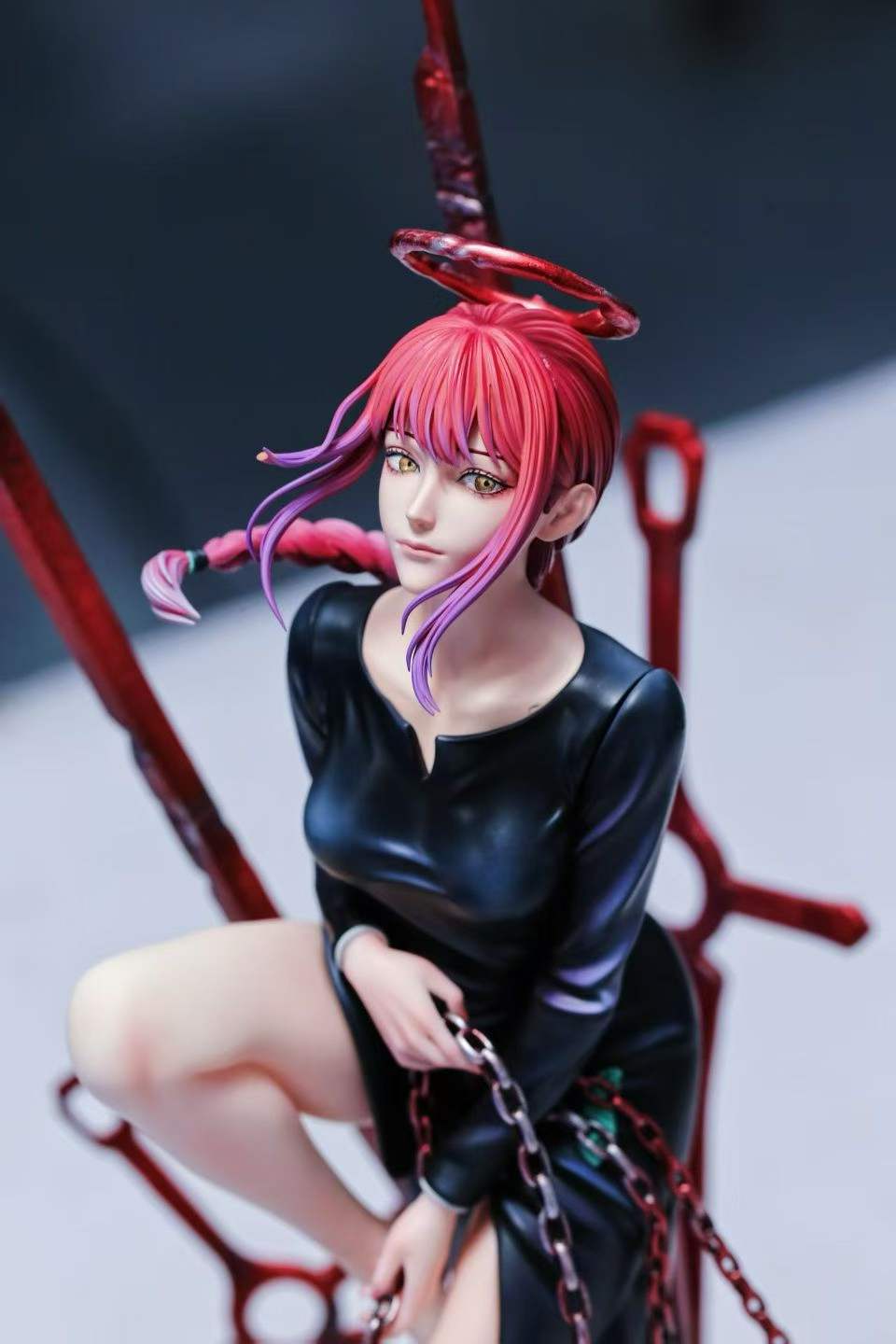`1/6 Scale Chainsaw Man Makima Figure`
