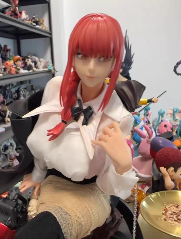 Chainsaw Man Sitting Makima Premium Limited GK Figure 42CM Fully Painted Face Sculpt In‑Stock Collectible Statue