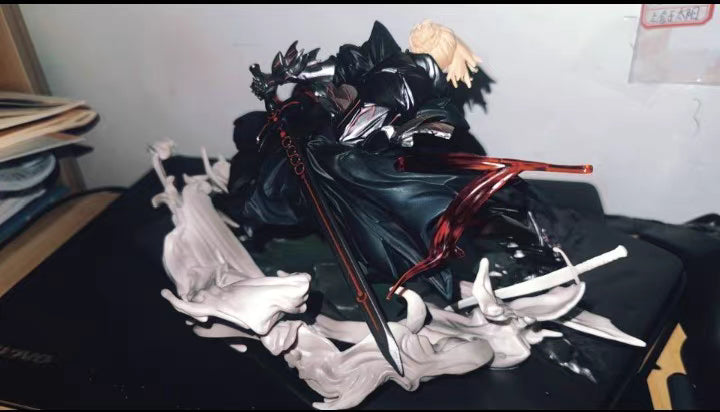 Fate Series Limited Edition Black Saber Altria GK Figure 17CM Scene Version In‑Stock Statue